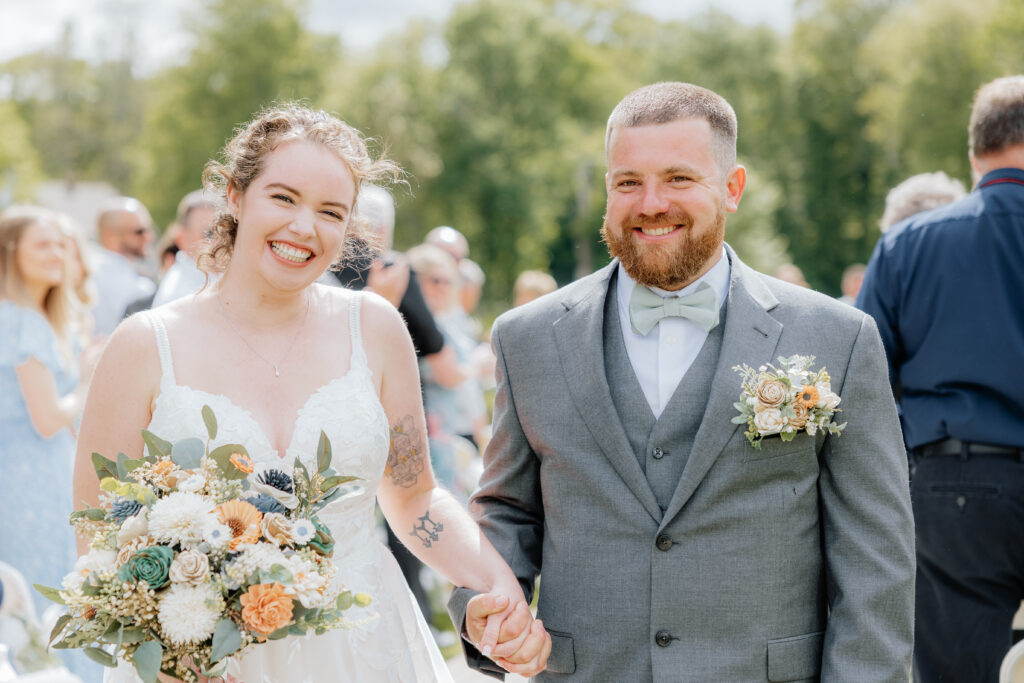 wood flower decor for connecticut wedding venues