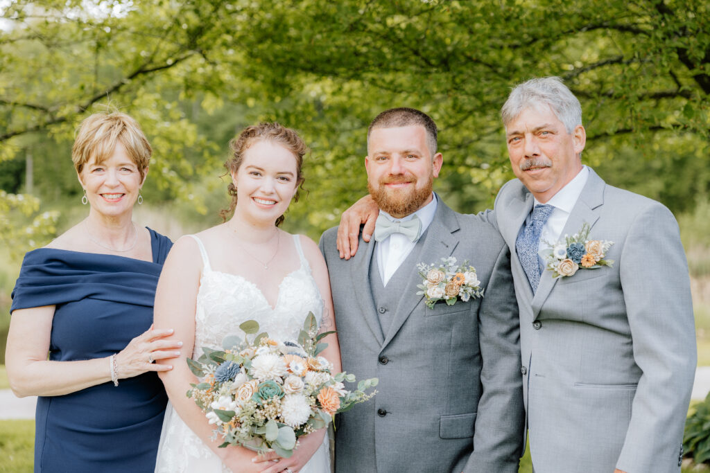 wood flower decor for connecticut wedding venues